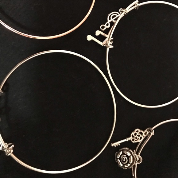 Adjustable Charm Bracelets - Picture 5 of 7